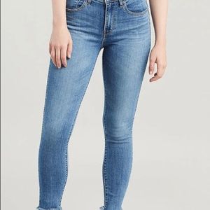 Levi’s 721 High Rise Skinny Ankle Size 27